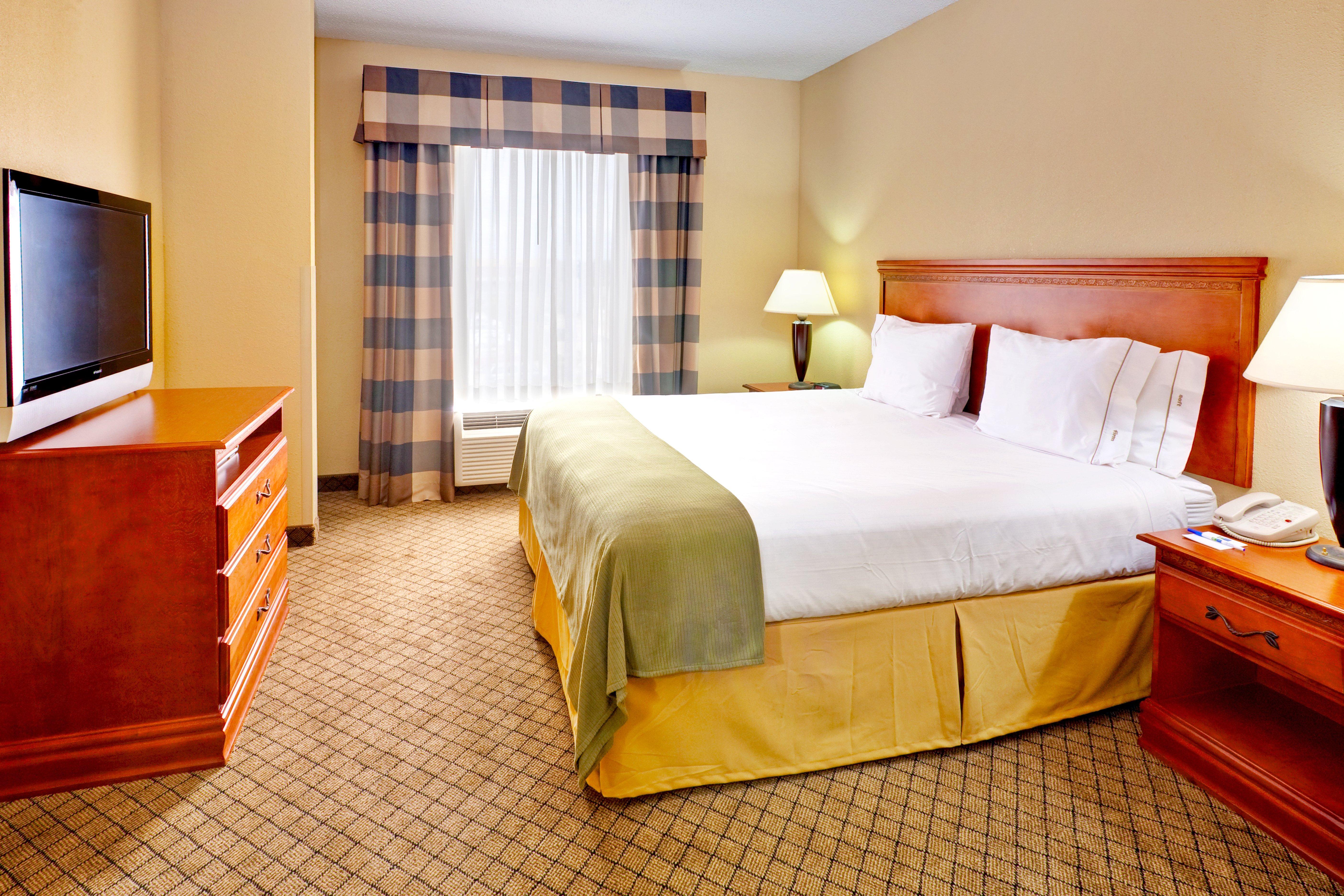 Holiday Inn Express & Suites Greenwood Pokoj fotografie